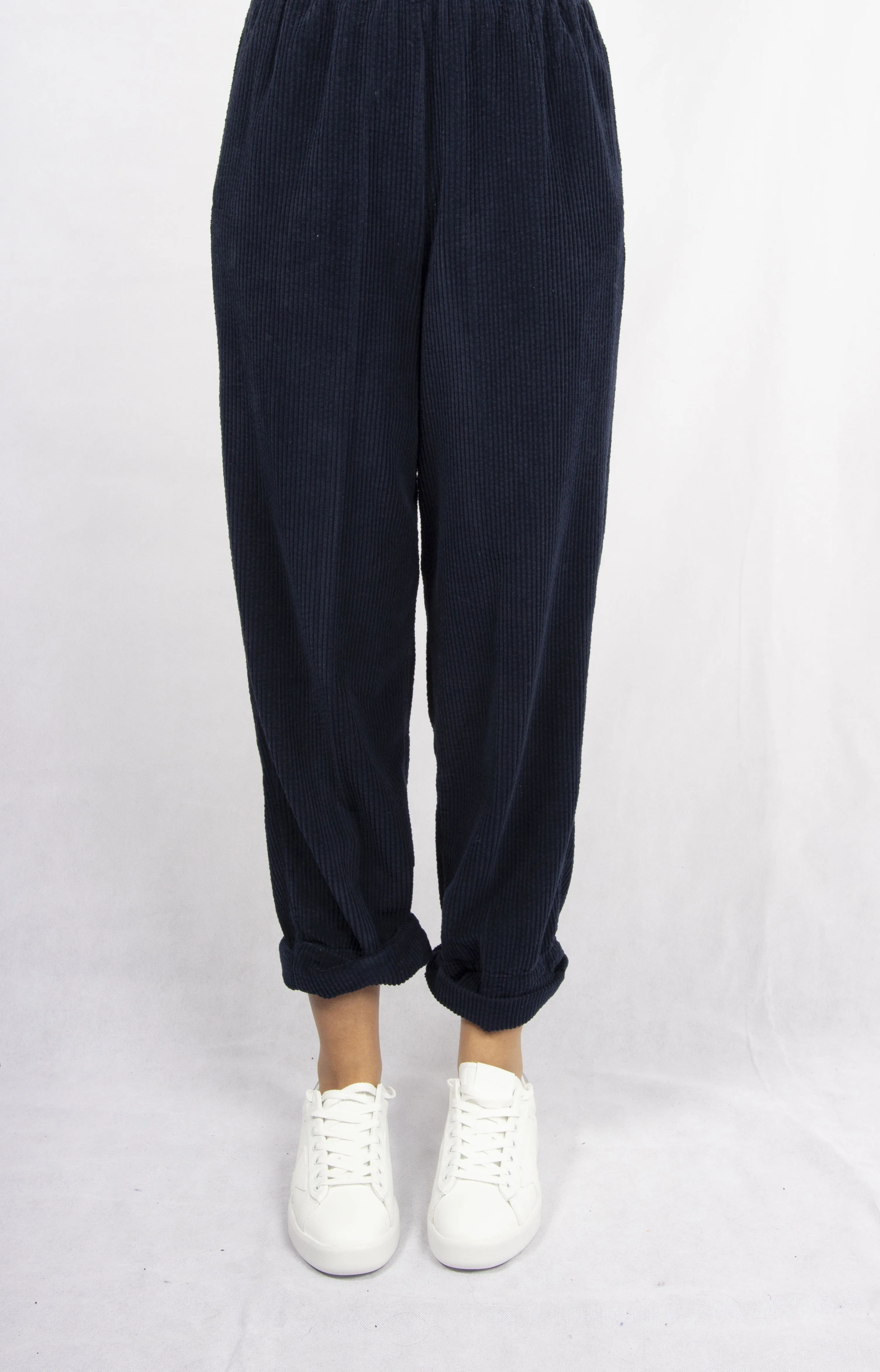 AV Padow Trousers in Navy