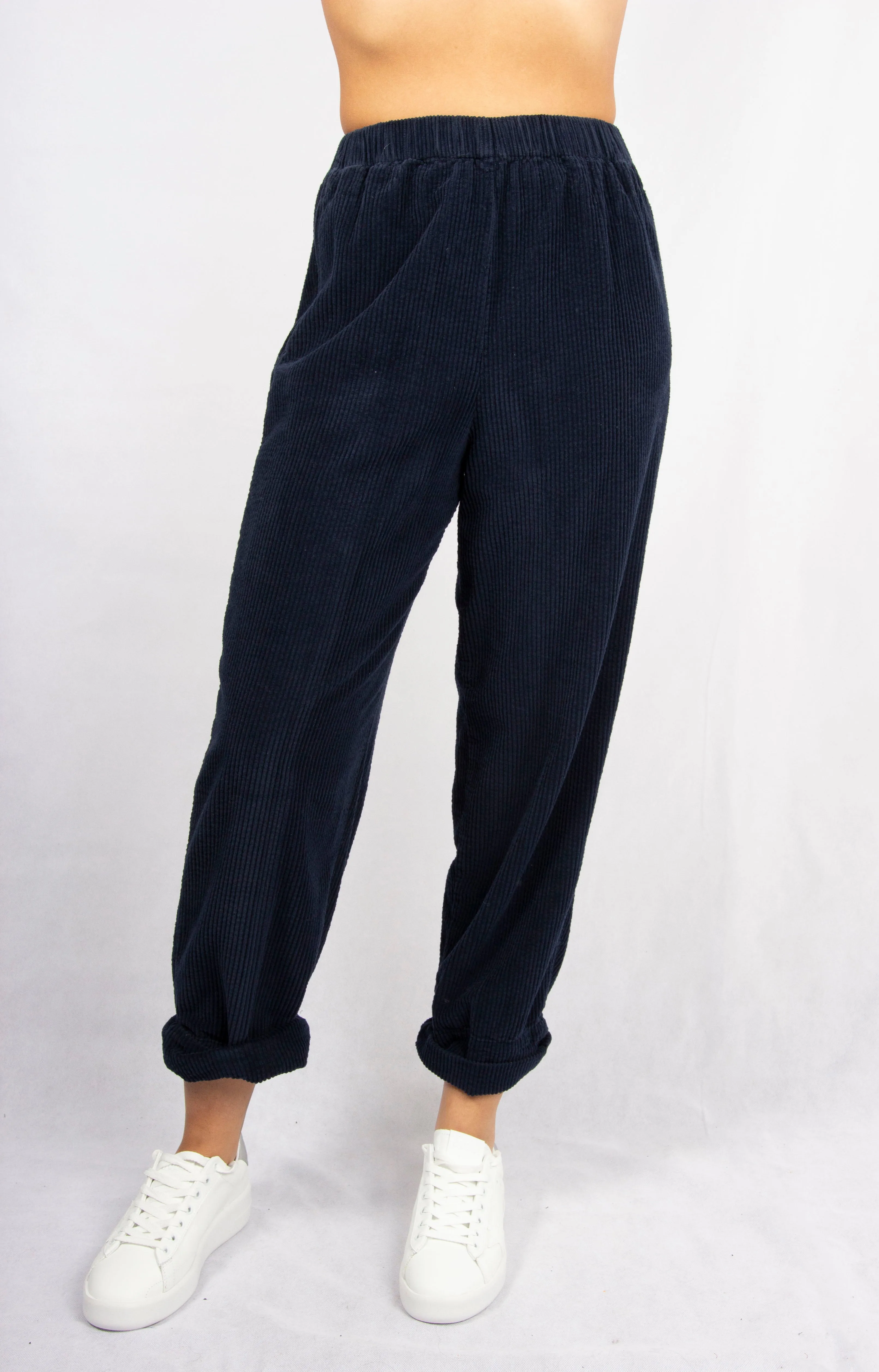 AV Padow Trousers in Navy