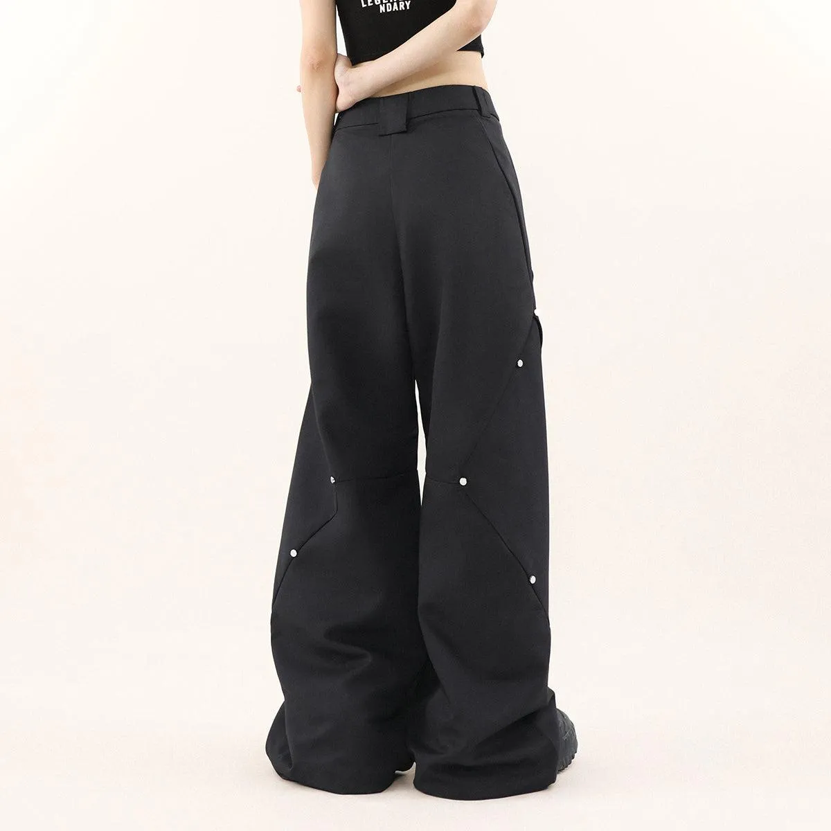 Button Pleated Loose Trousers