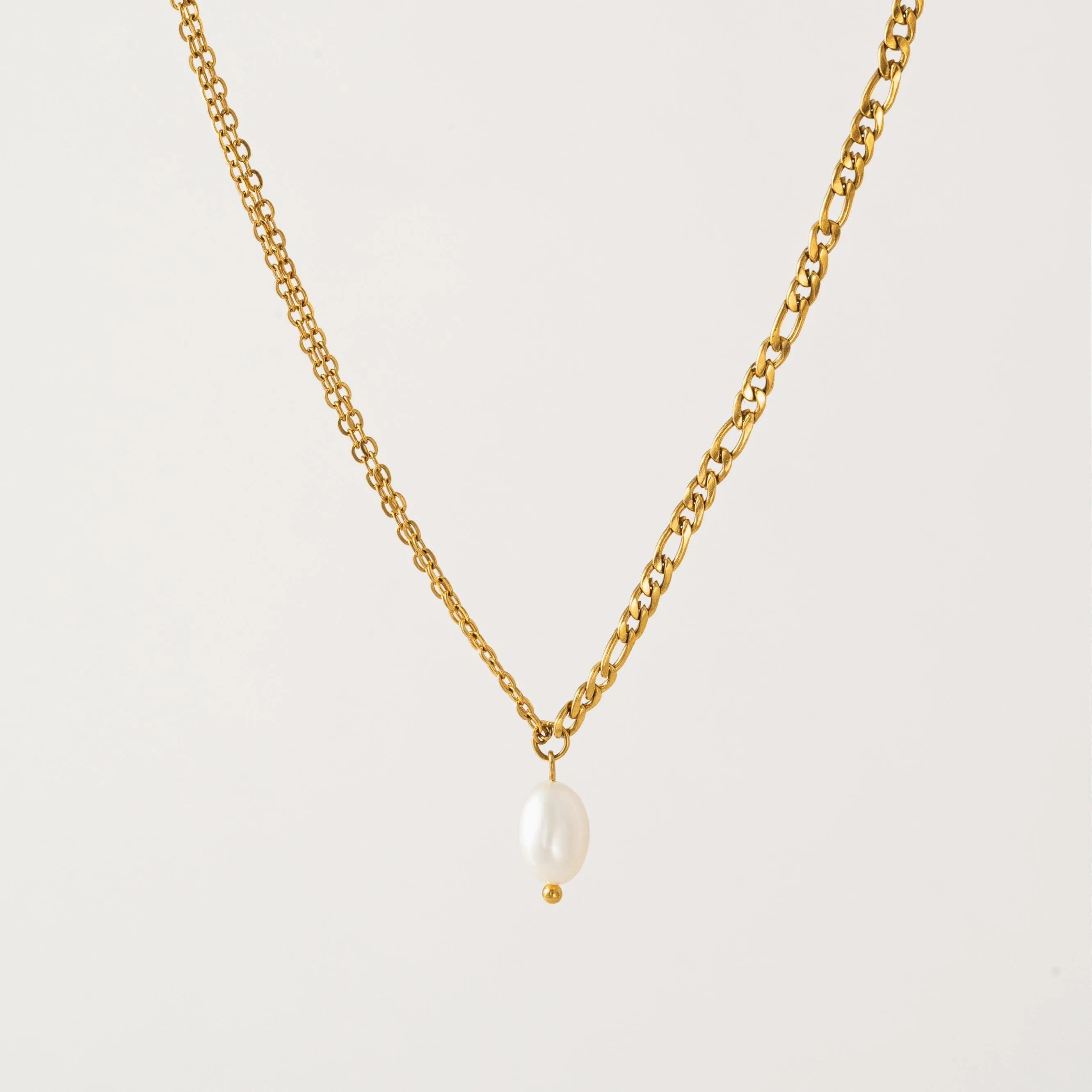 Capri Pearl Necklace