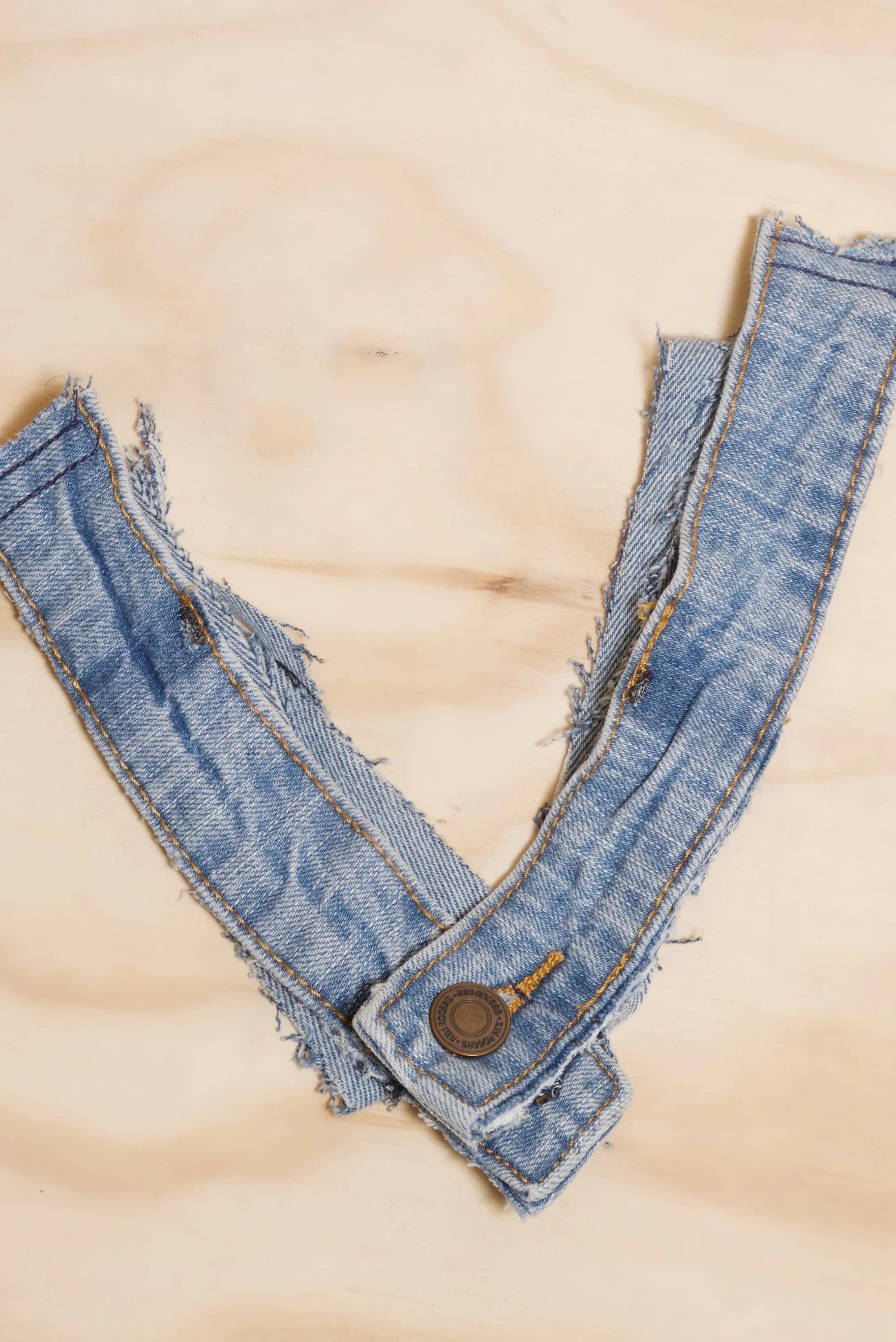 Denim Vintage Chocker