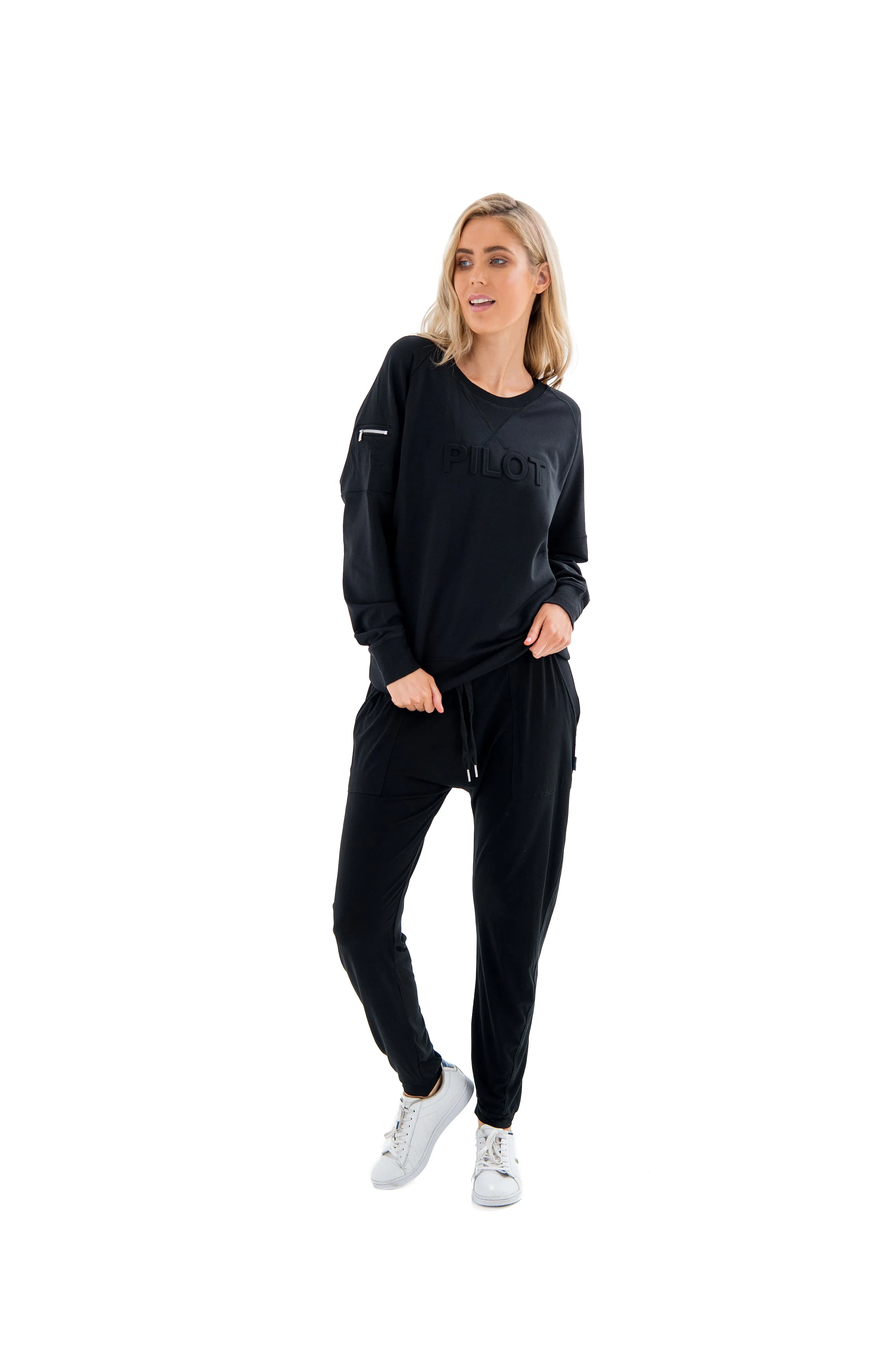 HANNA RELAX SWEATER - BLACK