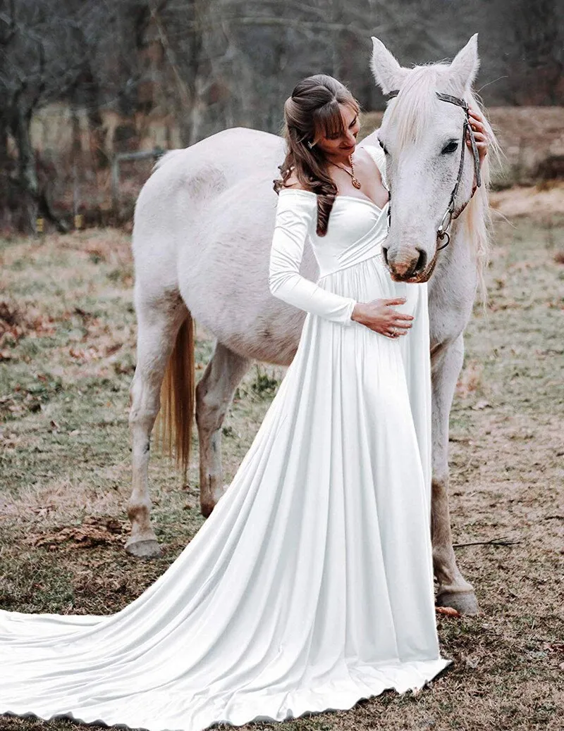 Long Tail Long Sleeved Dress for Photoshoots