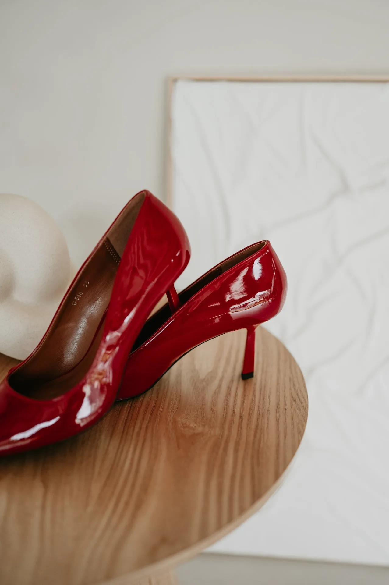 “Martedi Red Heels – Stylish and Elegant Women’s Footwear for Any Occasion”