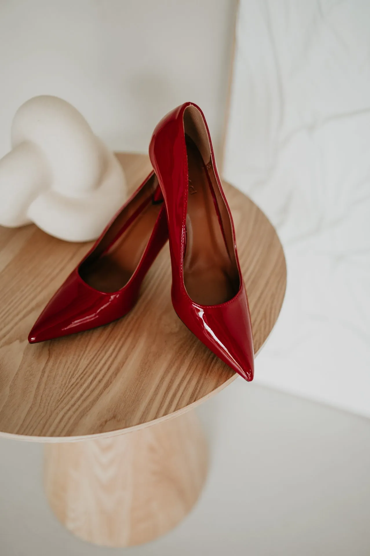 “Martedi Red Heels – Stylish and Elegant Women’s Footwear for Any Occasion”