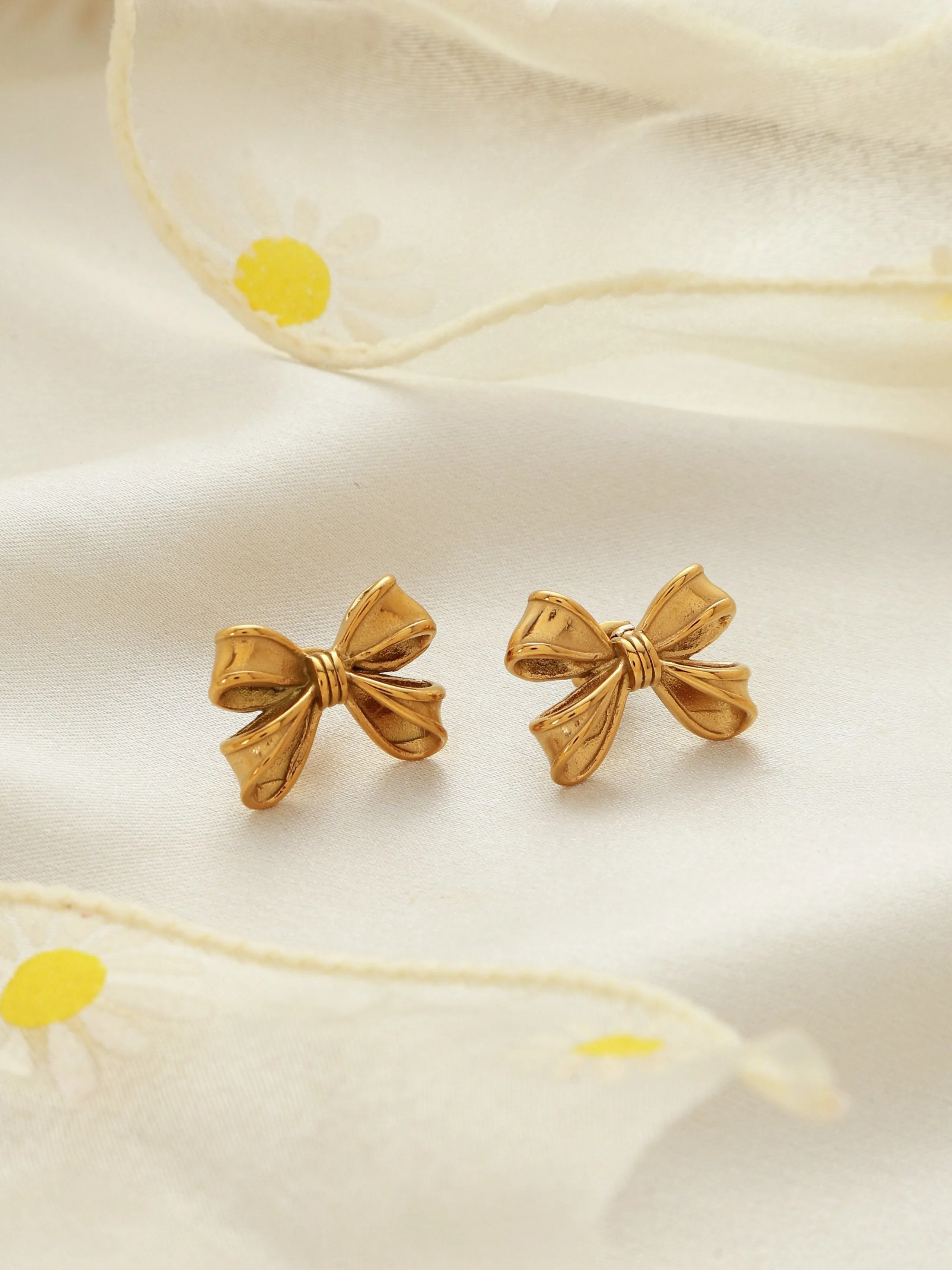 Mini Bow Studs