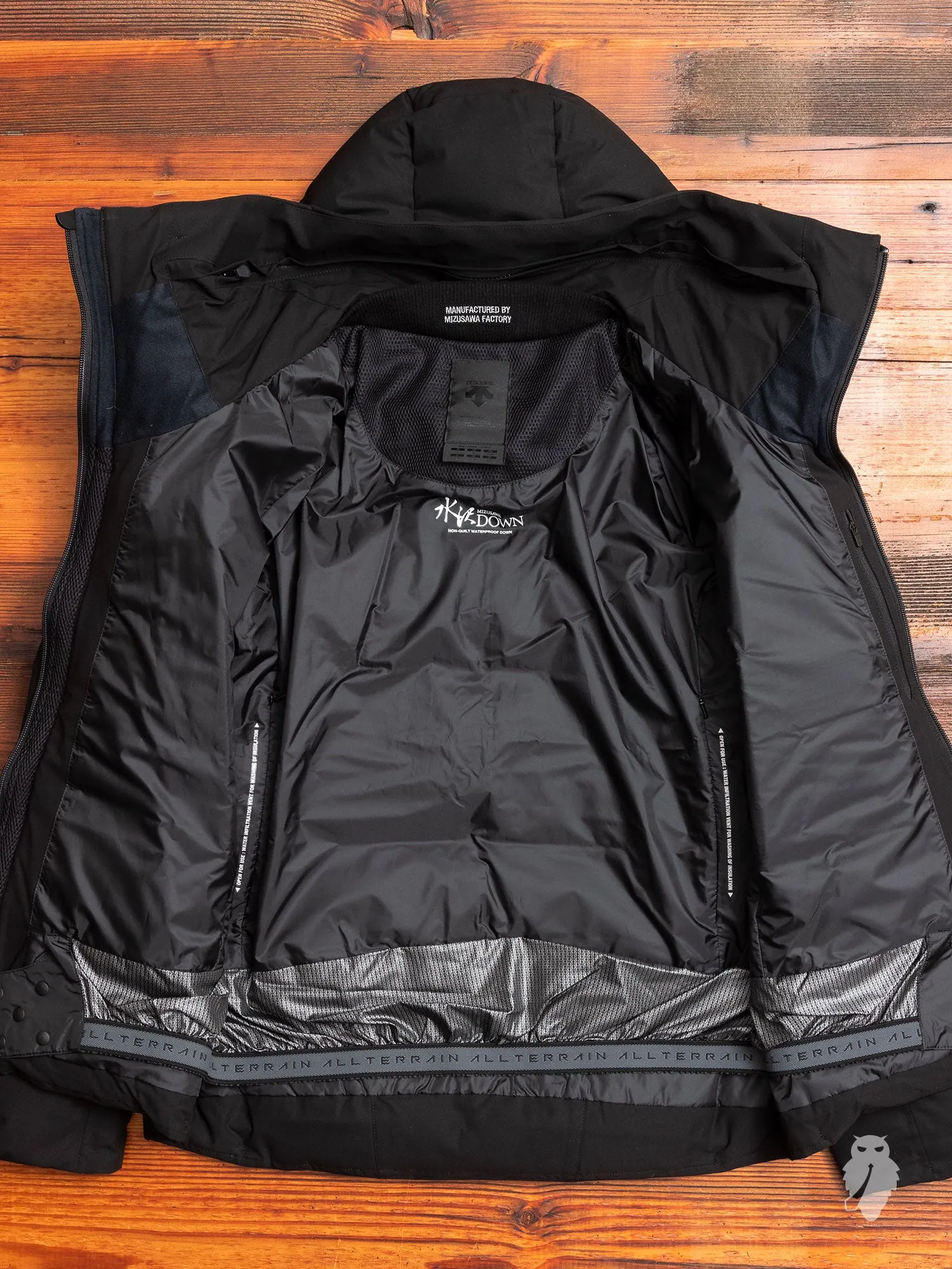 "Mountaineer" Mizusawa Down Jacket in Black