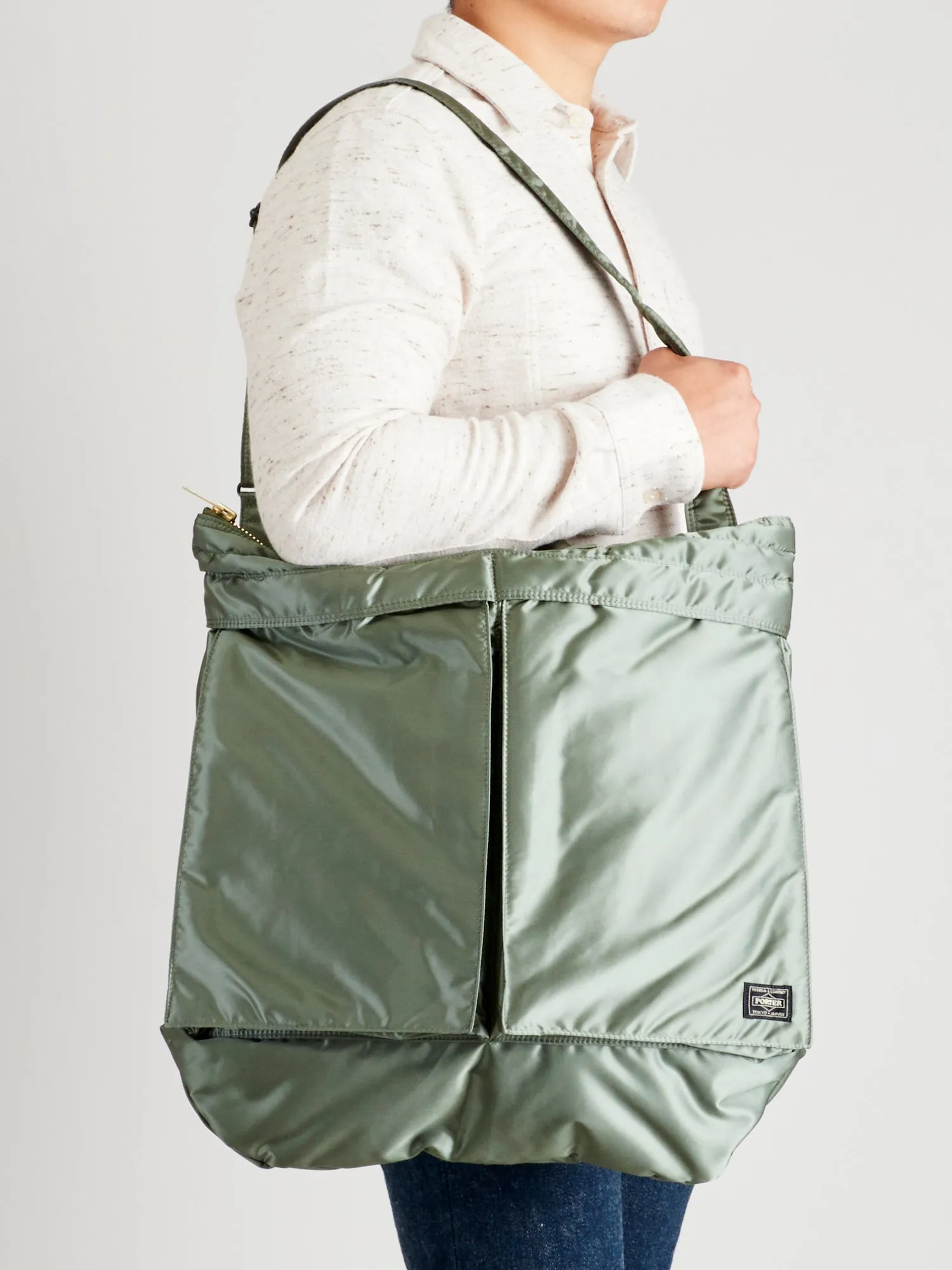 "Tanker" 2-Way Helmet Bag in Sage Green