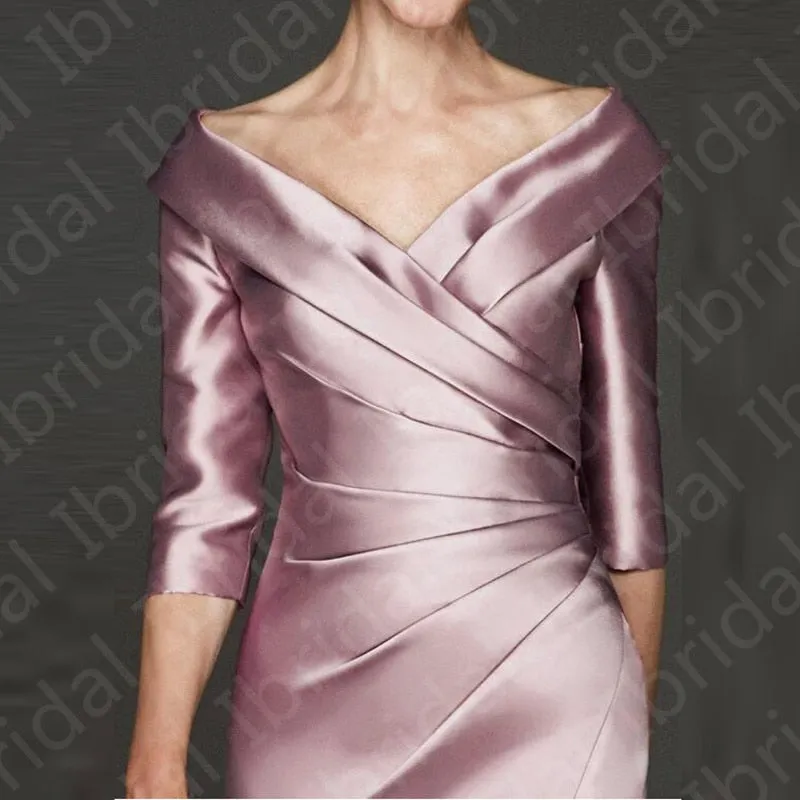 Simple Modern Sheath Lilac Satin Plunge V Neckline Mother Of the Groom/Bride Dresses